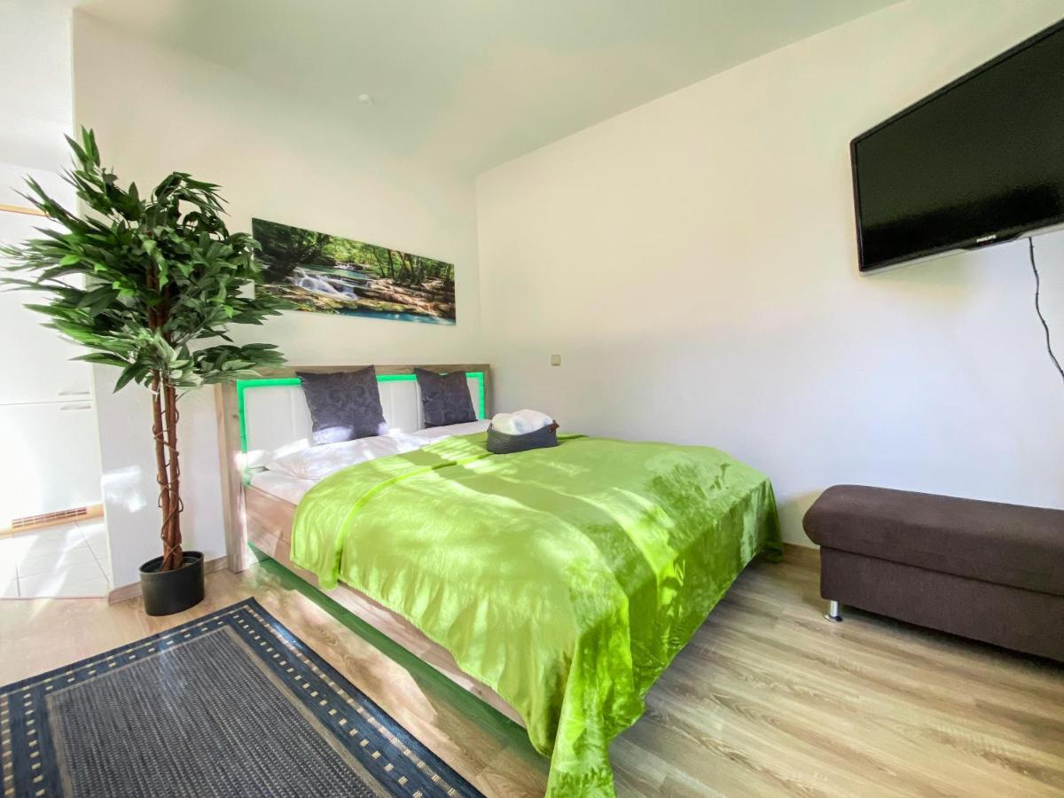 Wohlfuehl-Apartment Mit Kostenfreier Tiefgarage, Wifi & Terrasse Leipzig Exterior foto